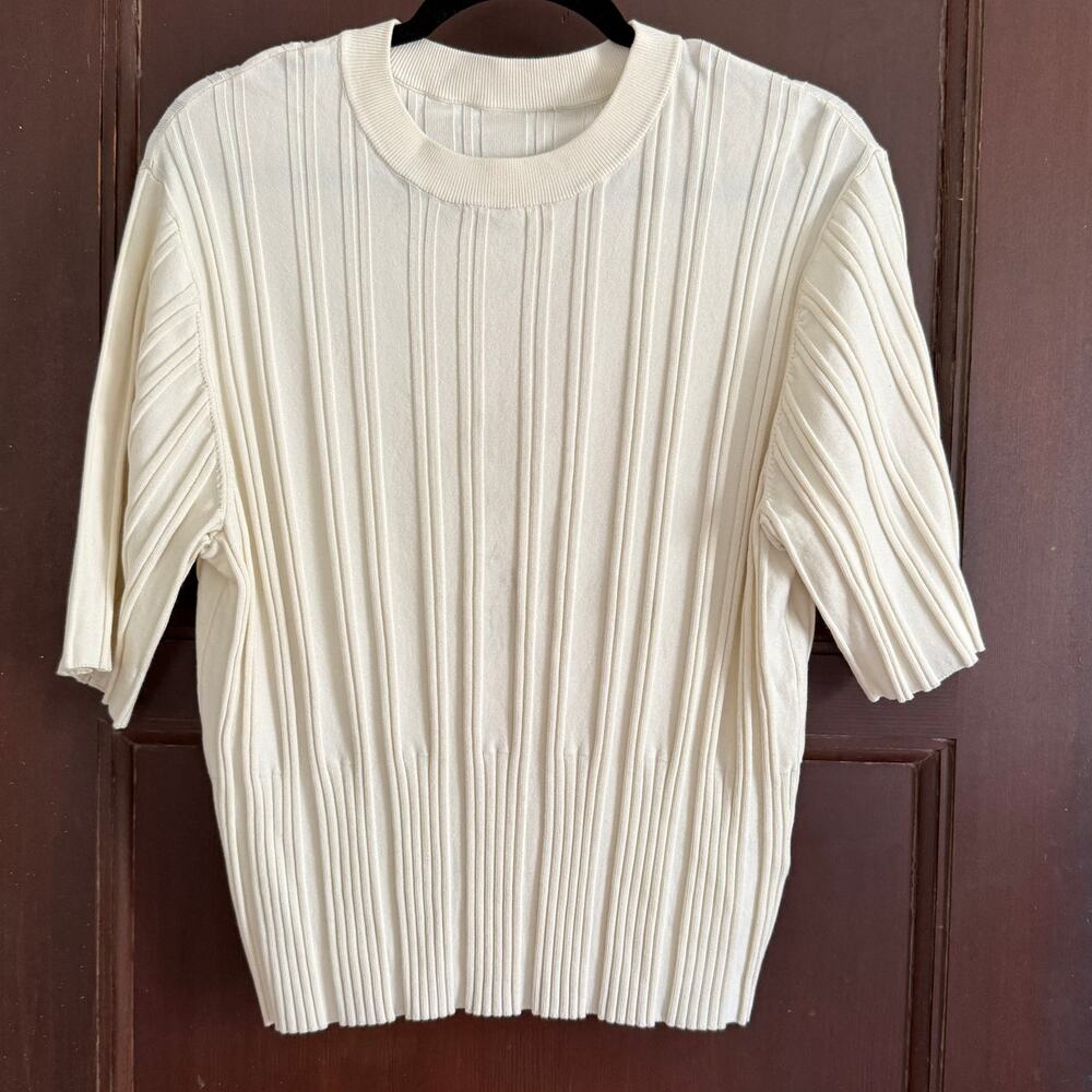 AMOUR VERT Cream Ribbed Short Sleeve Crew Neck Sweater | Medium